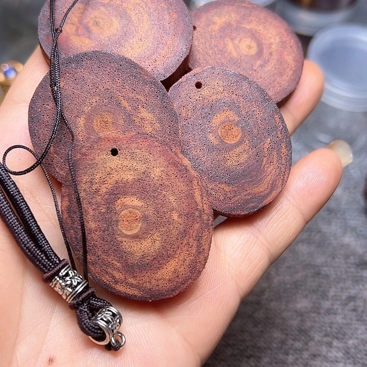 藤类降真香随形4.5左右精品绿油发其一j93