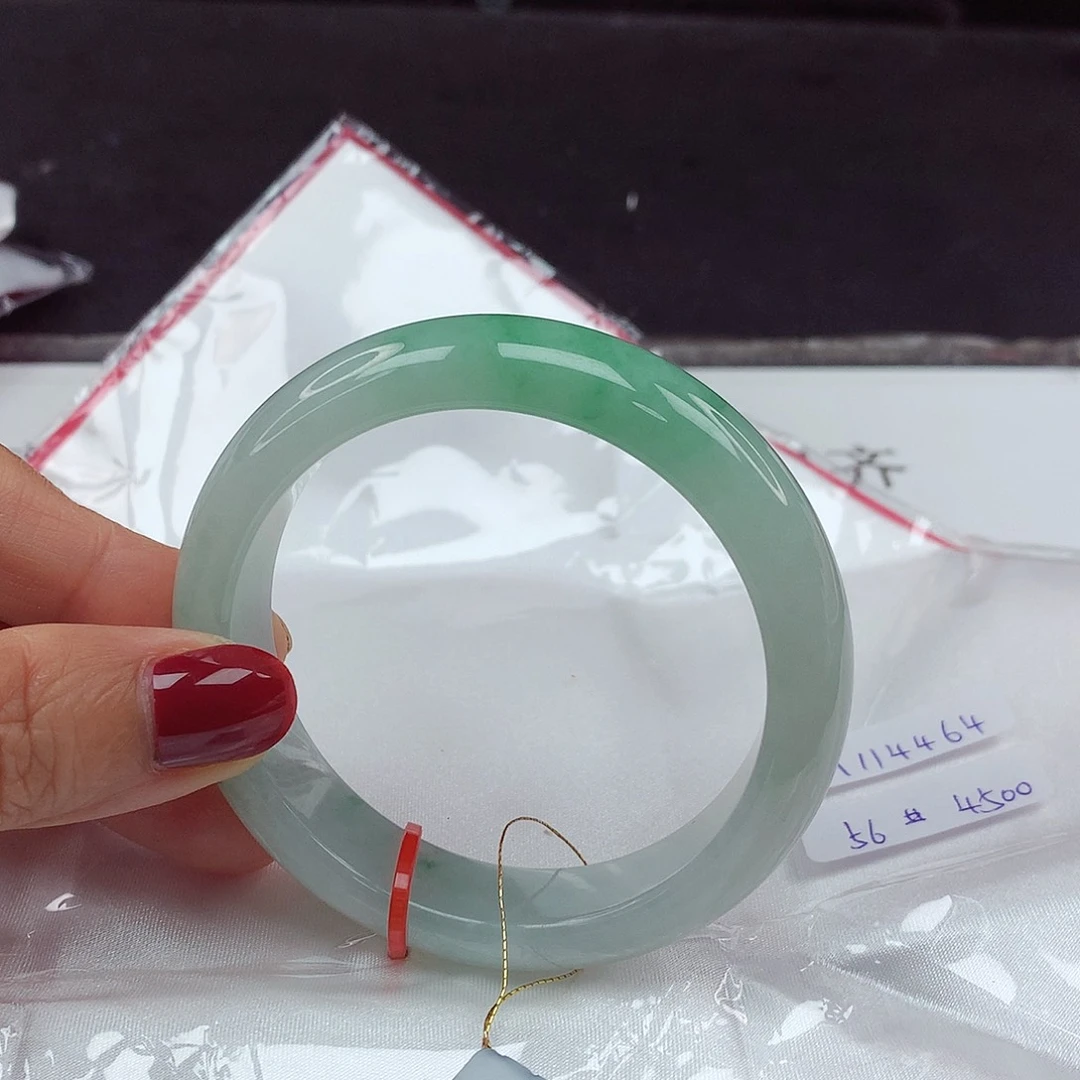 翡翠手镯未镶嵌56圈4464