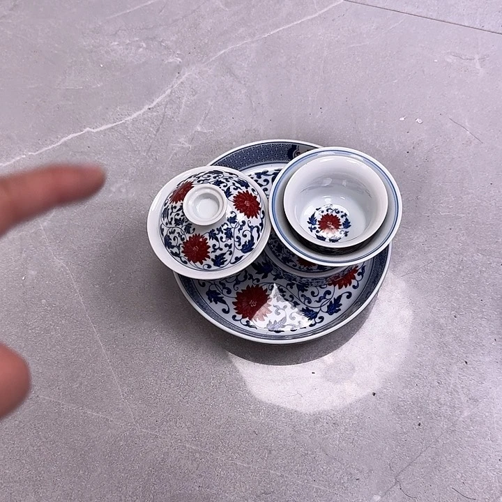 摆件釉里红缠枝莲五件套