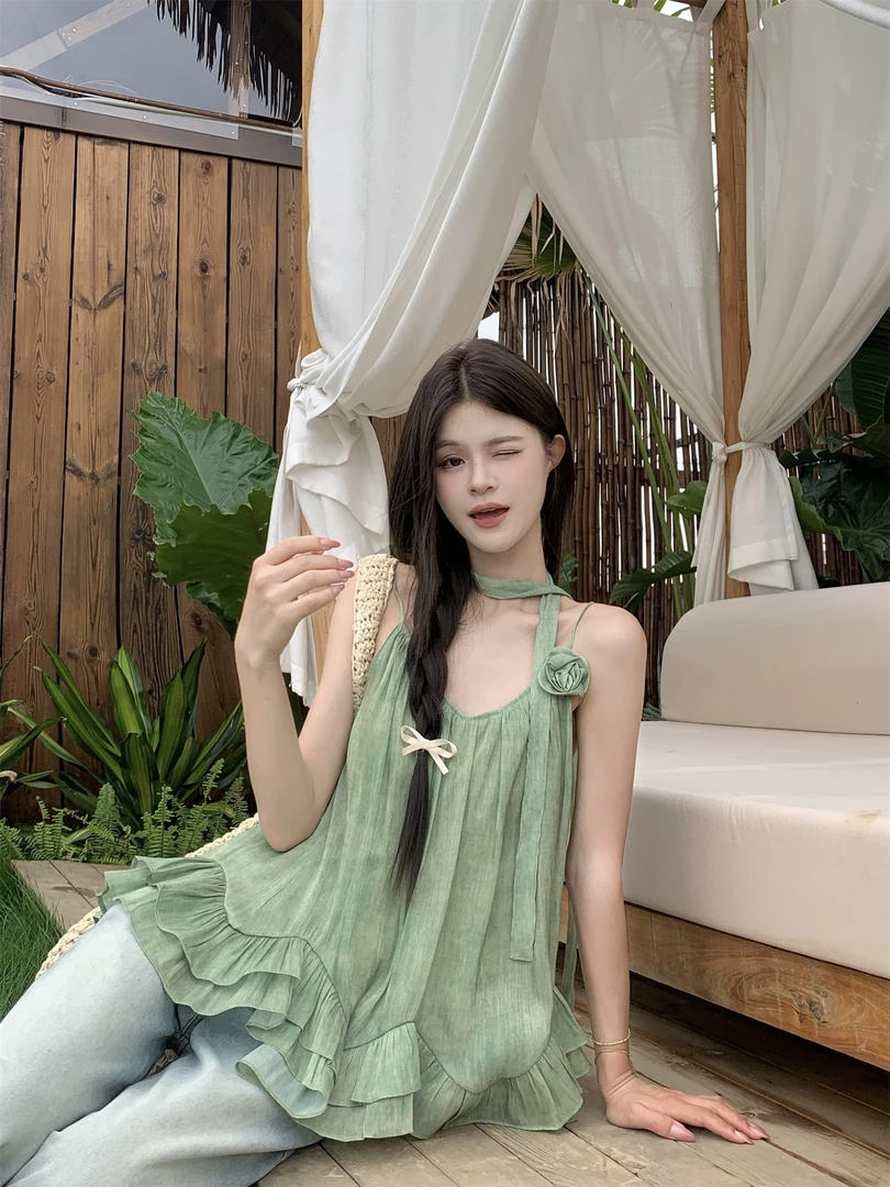 小清新蓝色荷叶边宽松吊带背心无袖女夏季海边穿搭度假风