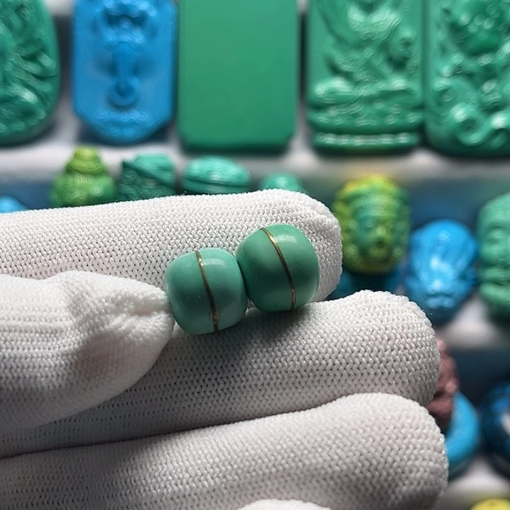 福利绿色挫金老型卡12一对