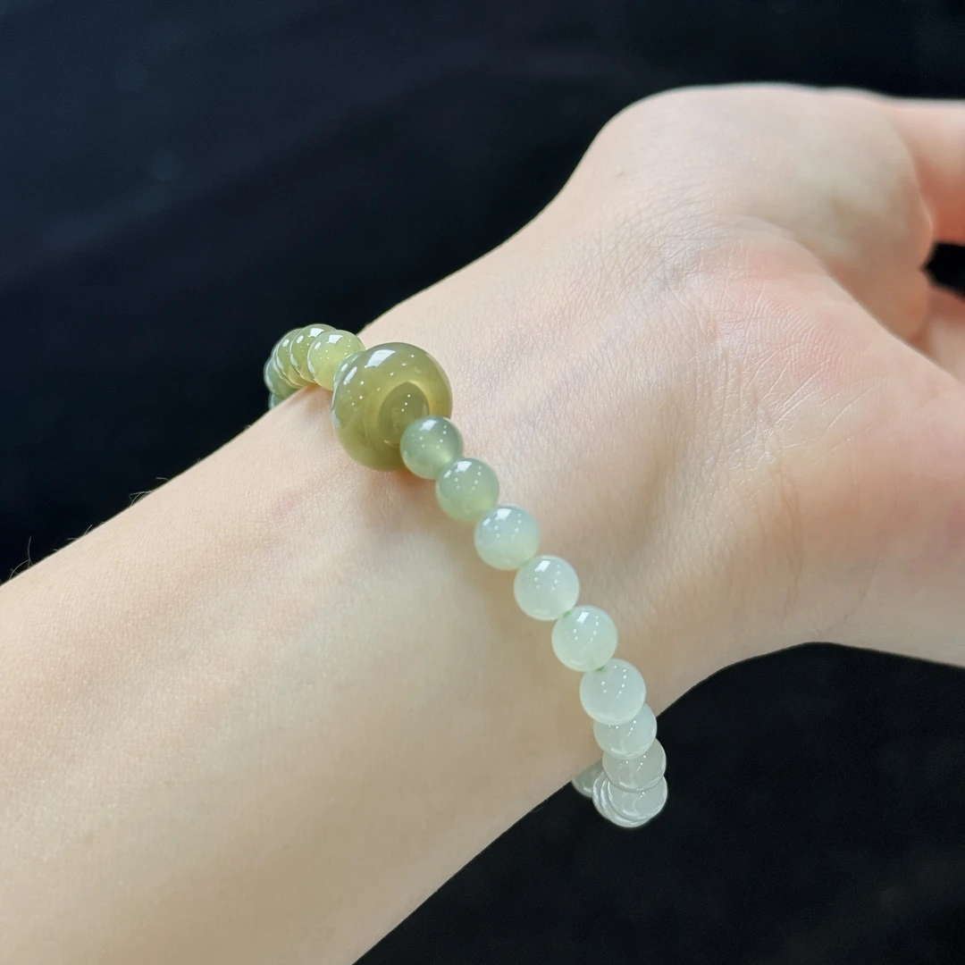 【仔仔臻选】和田玉渐变手串带跑环卡6mm（拍一发一多样性发货）