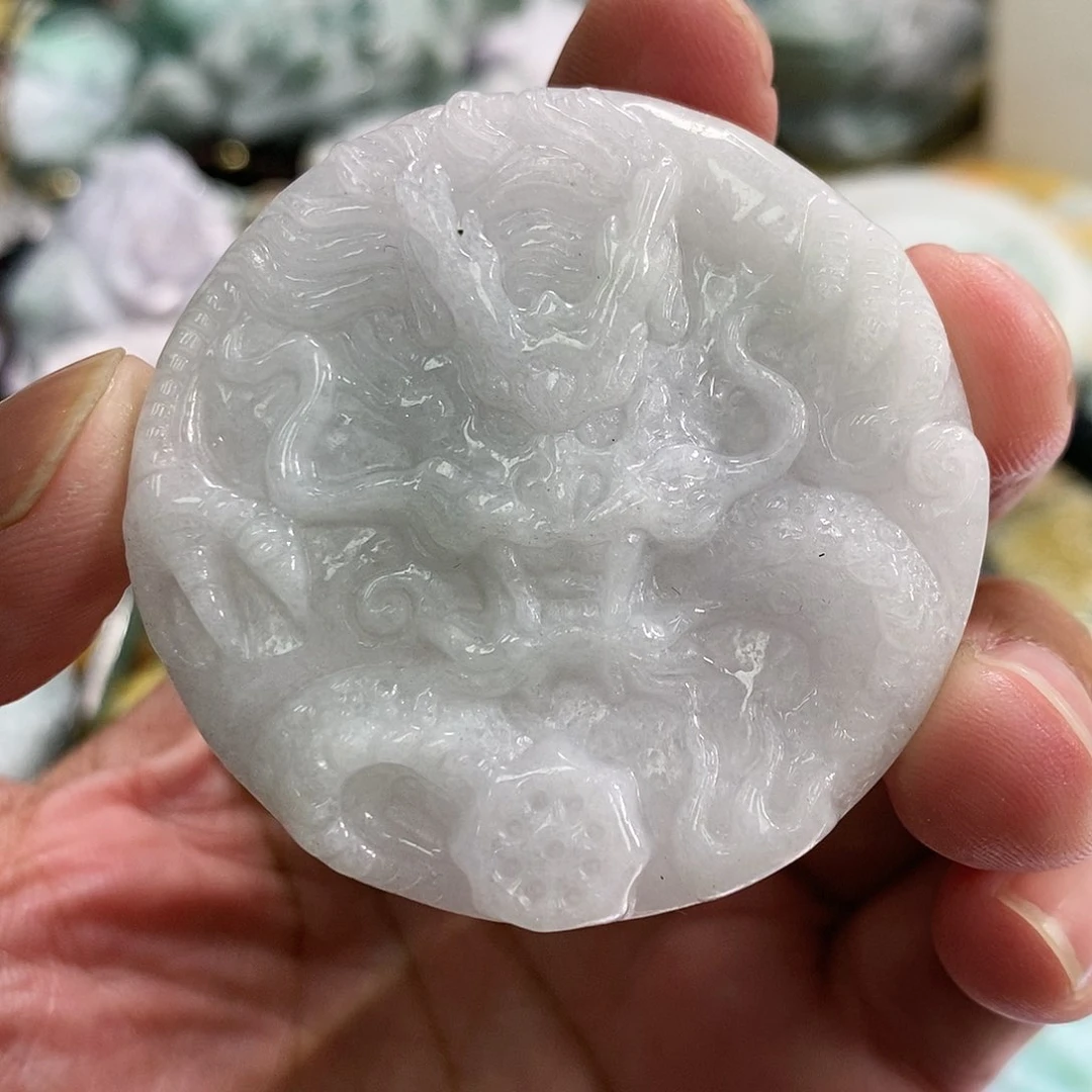 【闪购商品】翡翠颈饰未镶嵌独***灵1111111111111