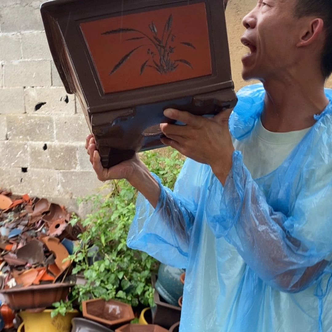 紫砂花盆紫砂器，紫砂壶的时候