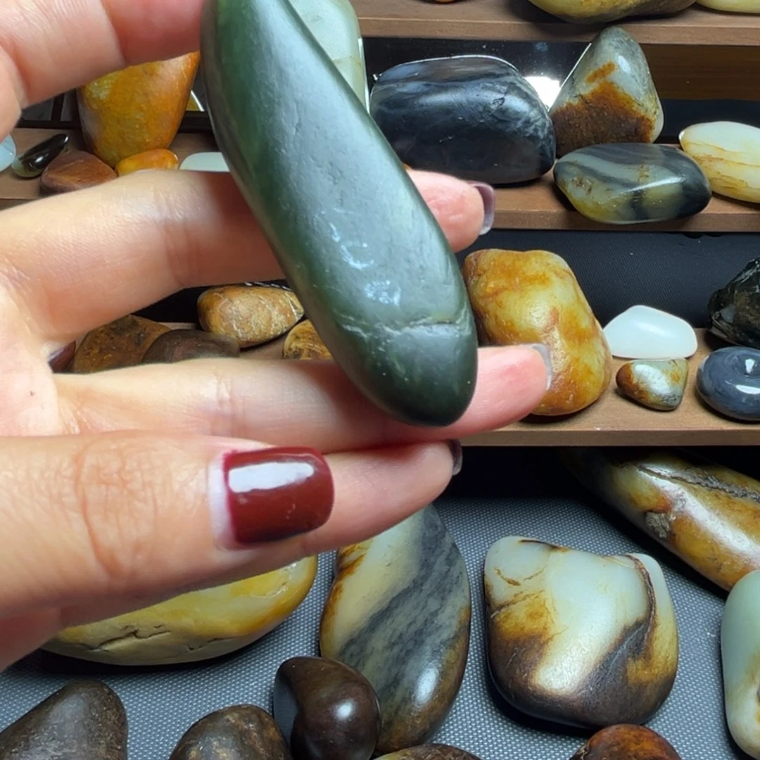 和田玉（糖玉）未镶嵌珠宝奇石和田玉36克