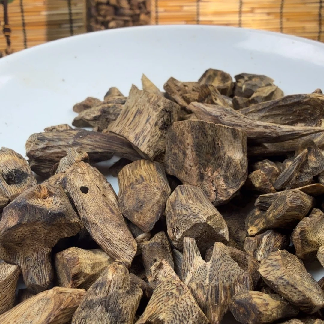 沉香碎屑沉香沉香树钉58g
