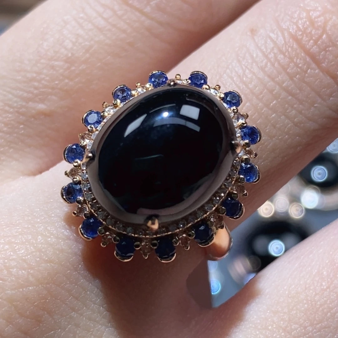 翡翠18K金镶嵌戒指