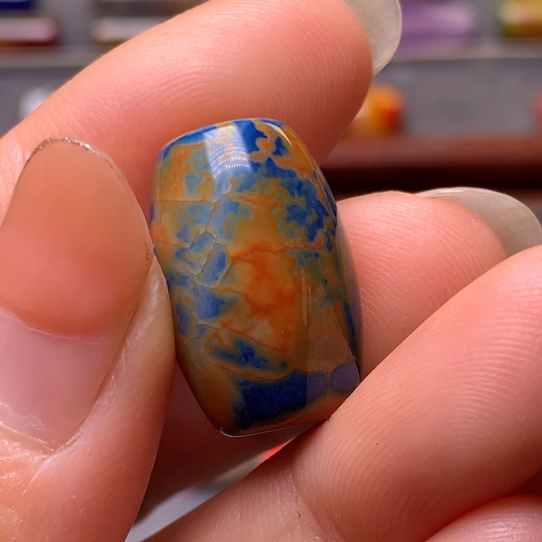 吉***意玛瑙/玉髓颈饰未镶嵌