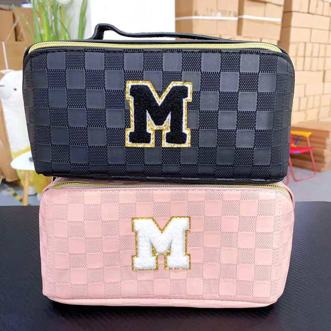 新款化妆品收纳包【款式随机】