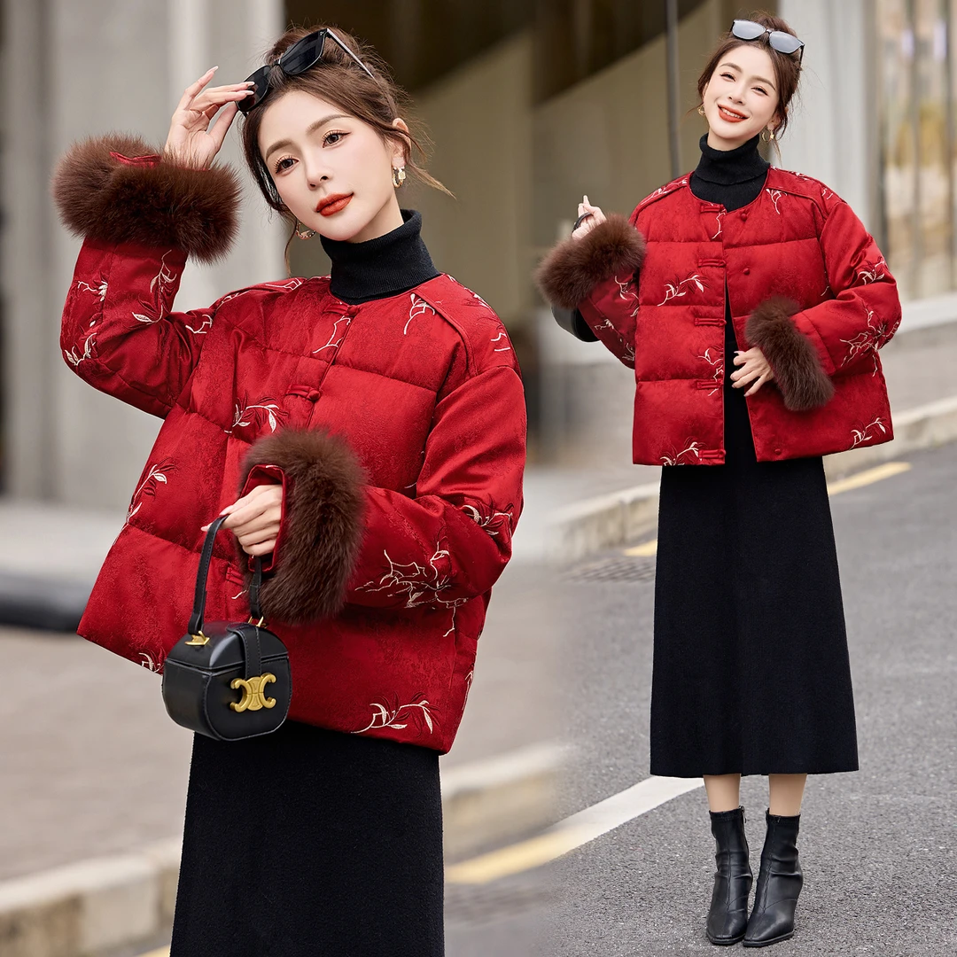 新年战袍真狐狸毛红色羽绒服女国风刺绣盘扣短款喜庆保暖显白冬装