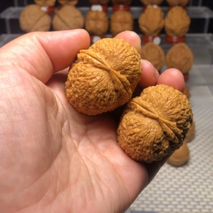 文玩核桃把件13麒麟元宝