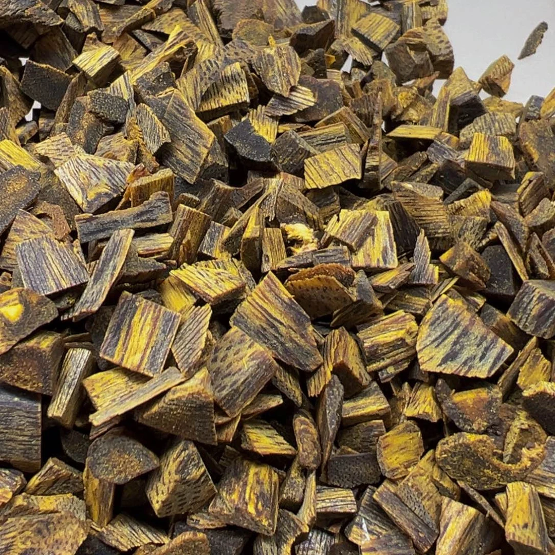 沉香沉香碎屑绿奇楠沉香乌身圆叶高端大米粒30克