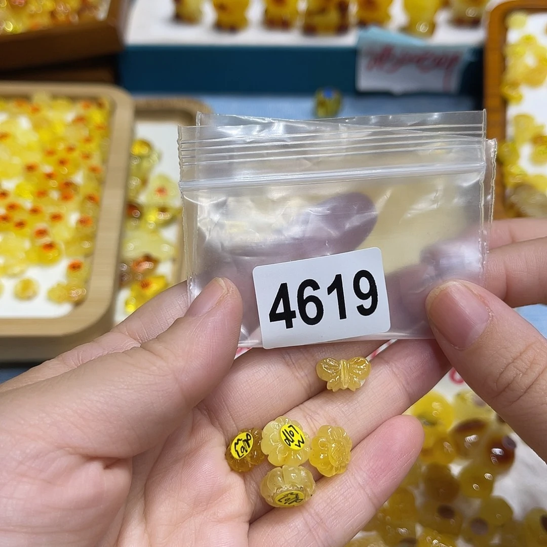 琥珀未镶嵌珠宝奇石