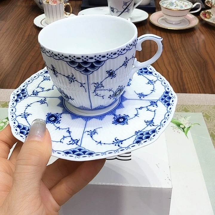 瓷片杯子杯子杯杯子杯子水杯