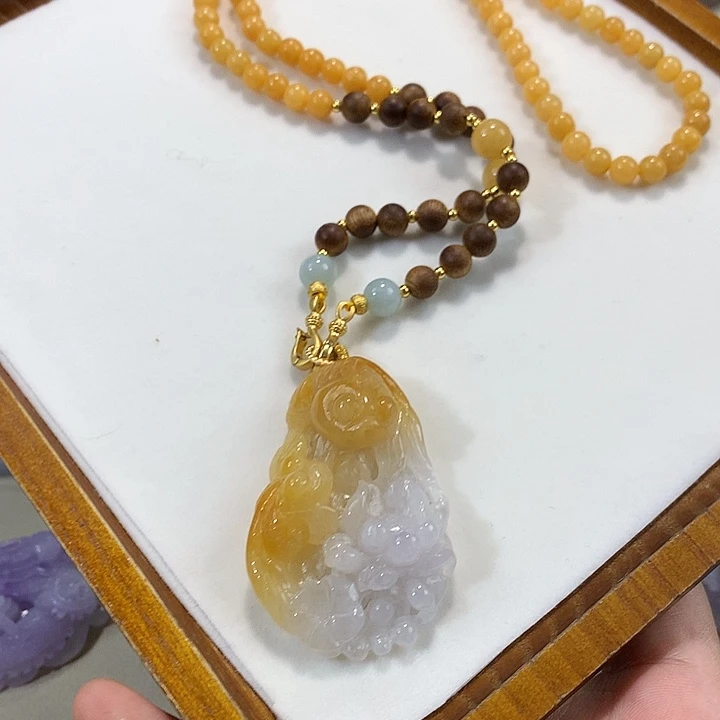 翡翠未镶嵌颈饰翡翠吊坠