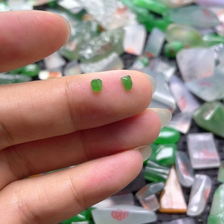 l***乐定制翡翠未镶嵌天然缅甸翡翠