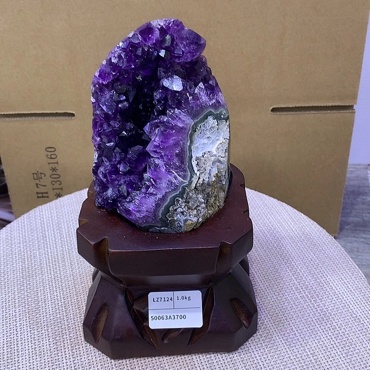 未镶嵌紫晶大型摆件（非配饰）