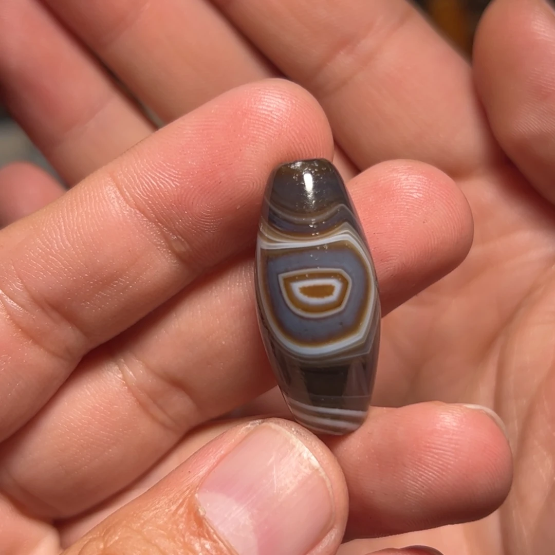 玛瑙/玉髓未镶嵌珠宝奇石