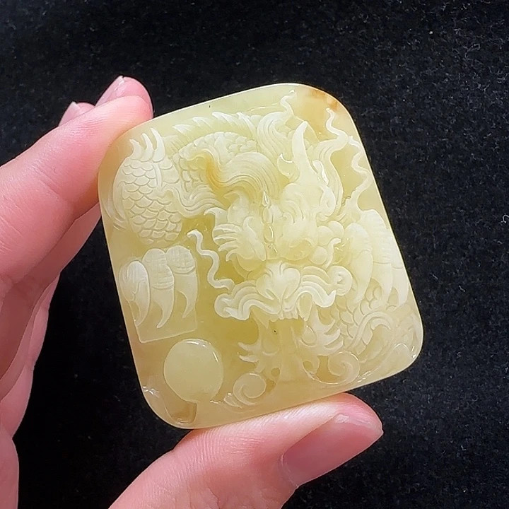 未镶嵌蜜蜡珠宝奇石