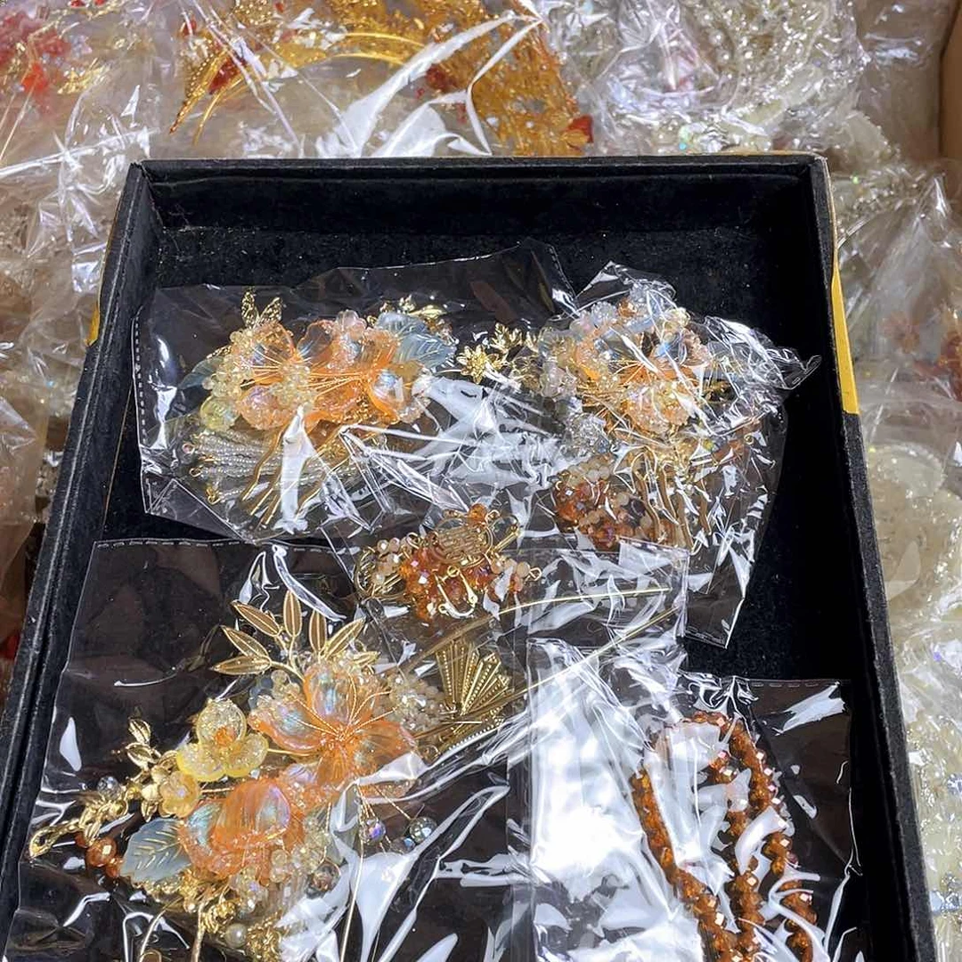混合材质新娘头饰不退换不售后默认瑕疵
