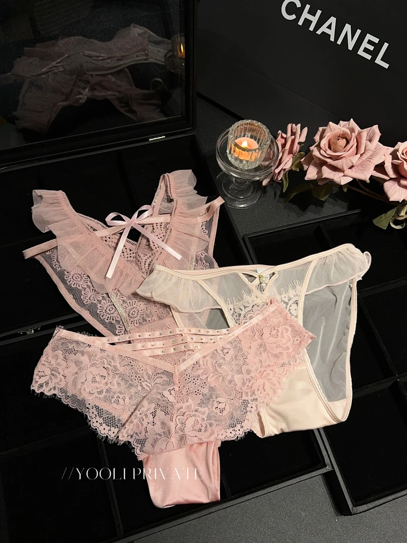 “粉雾甜酒” 法式性感纯欲荷叶边蕾丝内裤