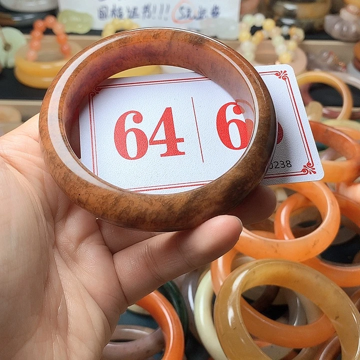 石英质玉（黄龙玉）未镶嵌手镯