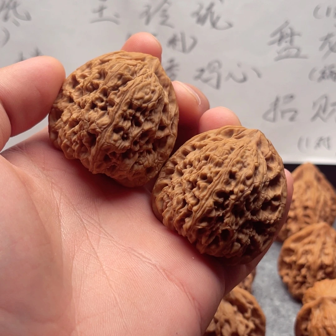 核桃村一代南疆石