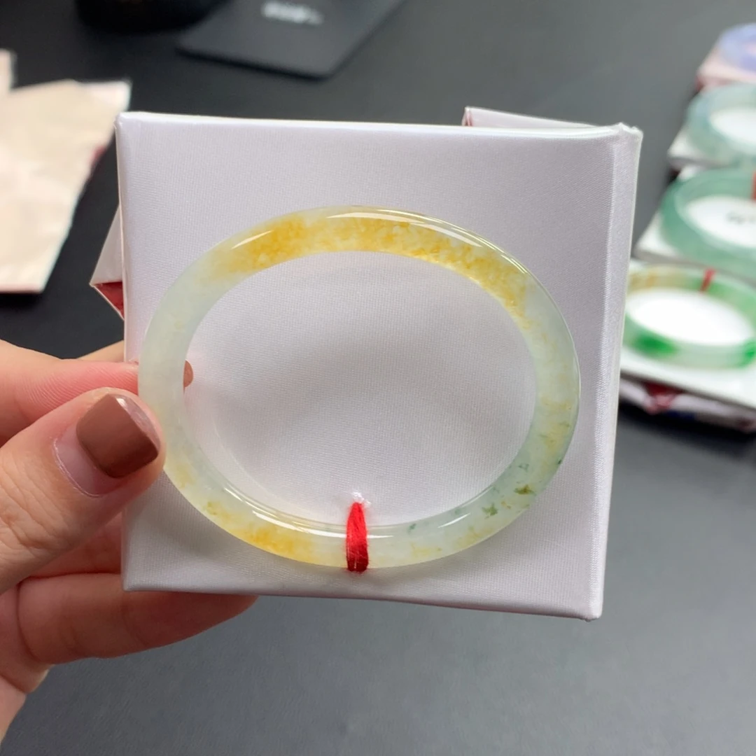 翡翠未镶嵌手镯52贵妃特色向日葵桂花糕