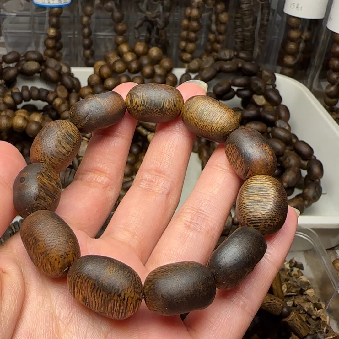 沉香手串你**动单圈留疤绿奇老料15.2克