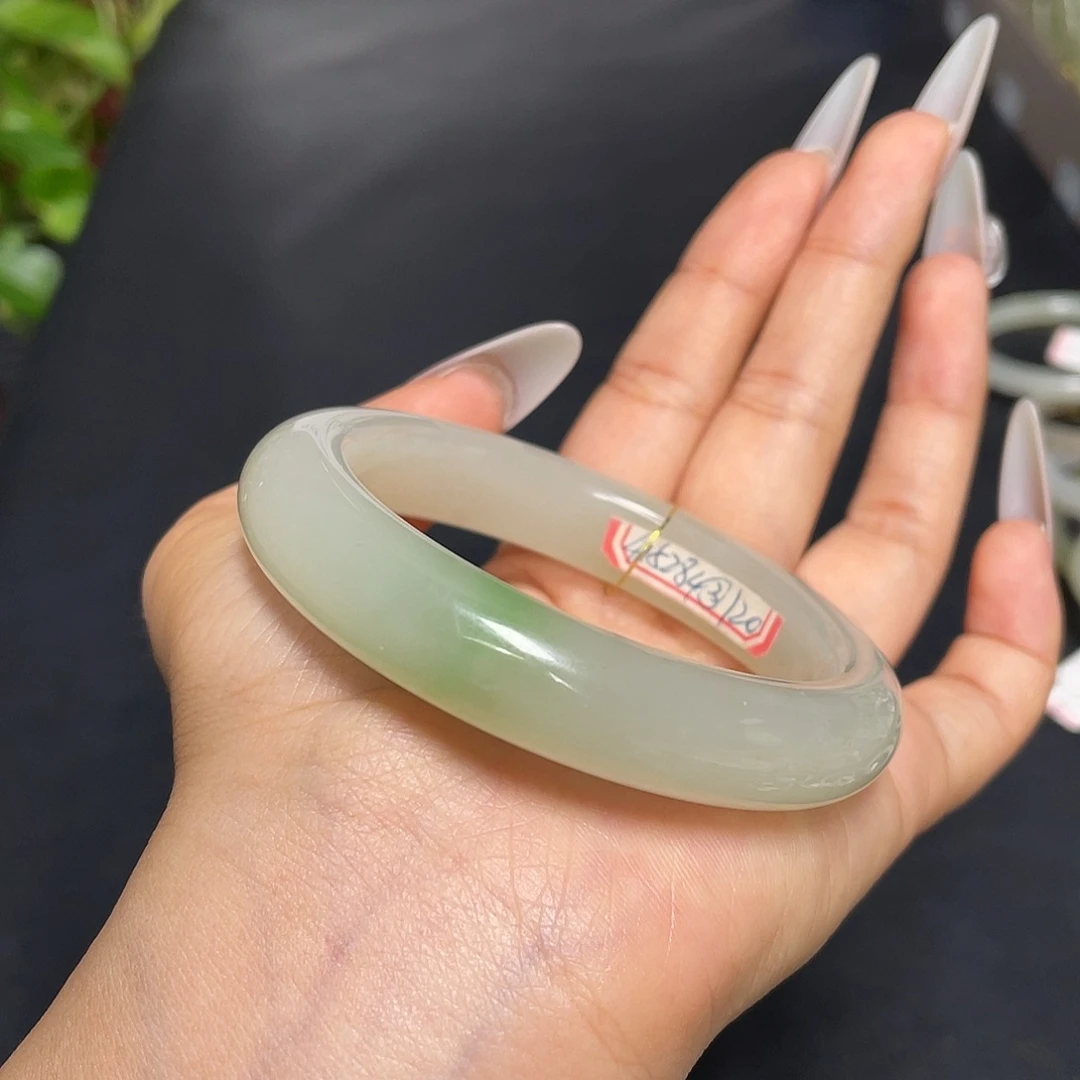 和田玉未镶嵌手镯55