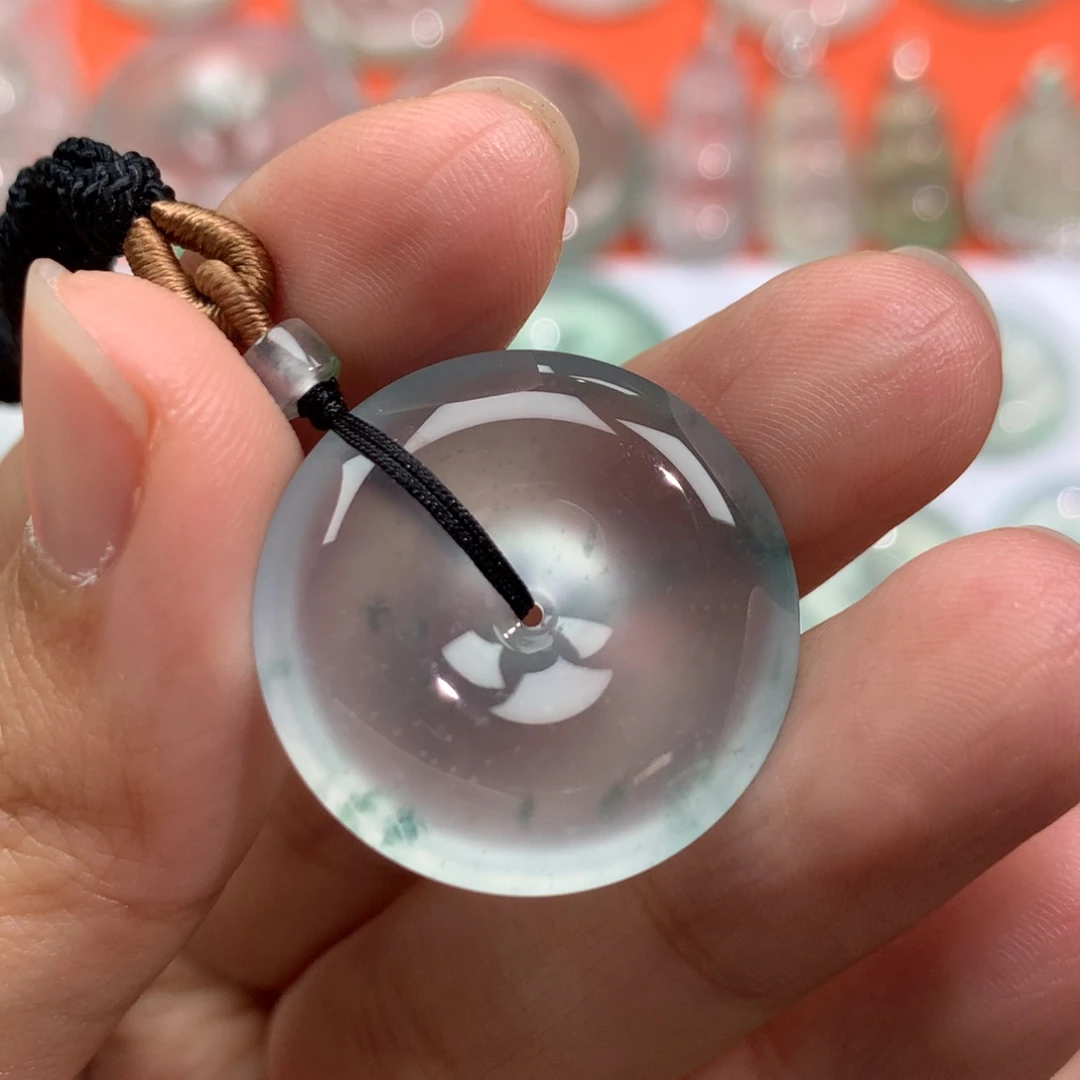 翡翠未镶嵌颈饰37