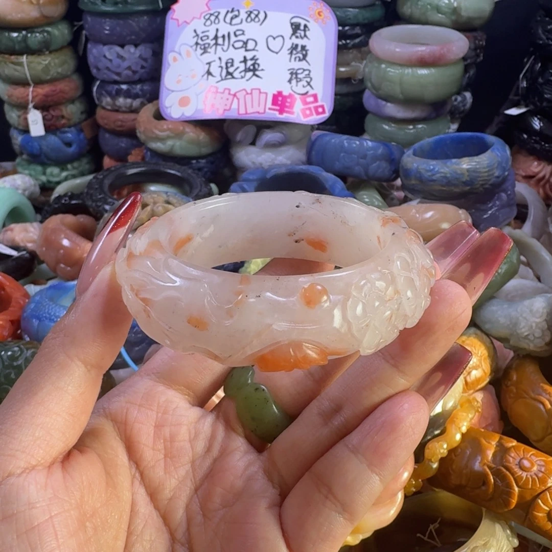 石英质玉（佘太翠）未镶嵌手镯48，55，微瑕不退换
