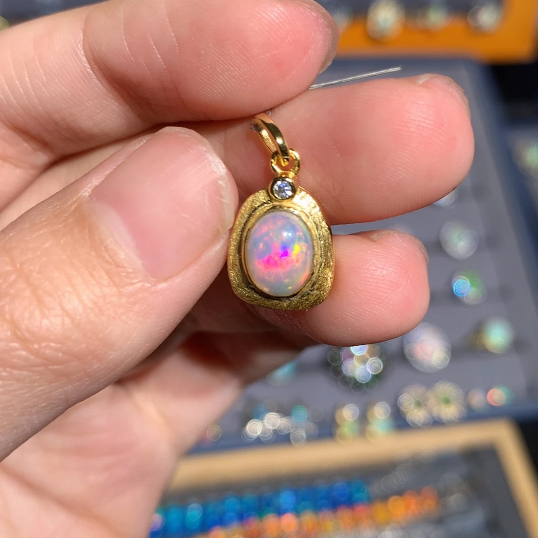 银S925镶嵌欧泊欧泊吊坠y