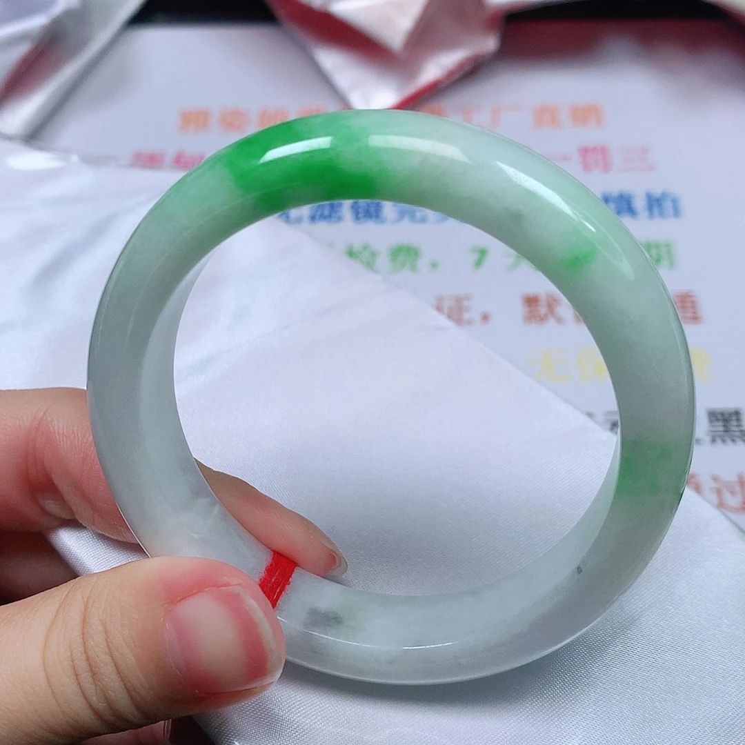 翡翠未镶嵌手镯1550
