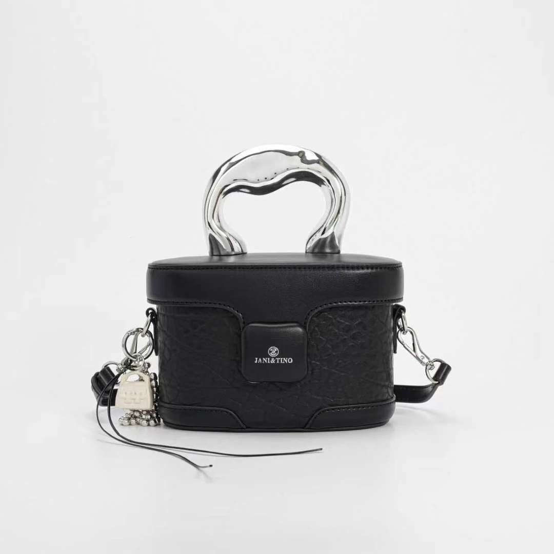 当季新款轻奢时尚女士经典单肩女士包4834黑