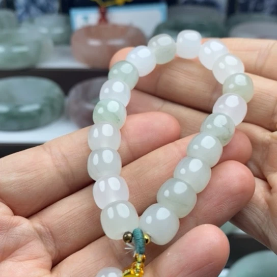 石英质玉（金丝玉）未镶嵌手镯