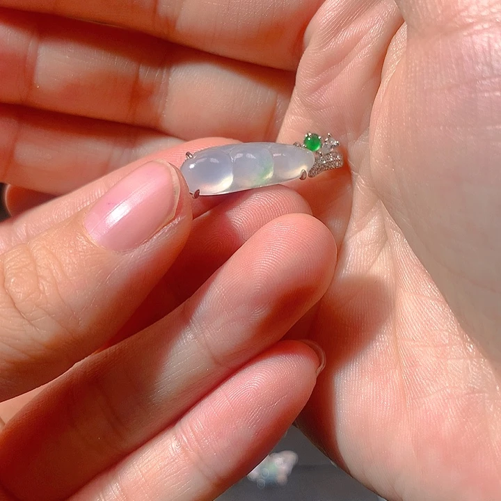 翡翠戒指银S925镶嵌豆子