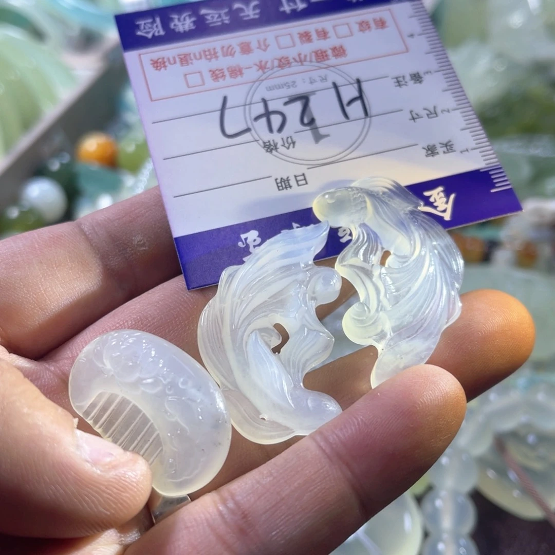 未镶嵌蛇纹石玉手镯（圆镯）