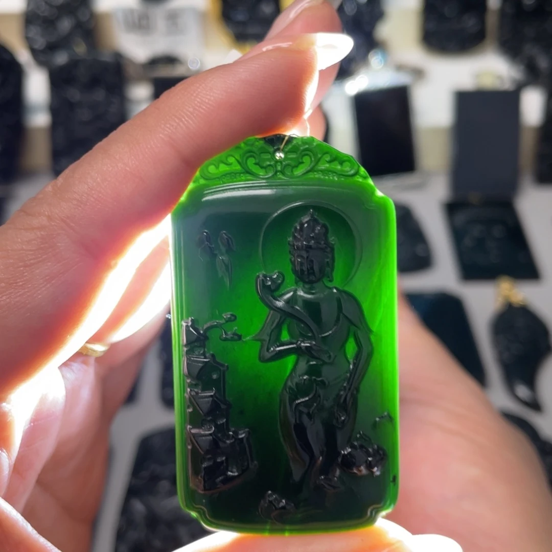 未镶嵌蛇纹石玉吊坠