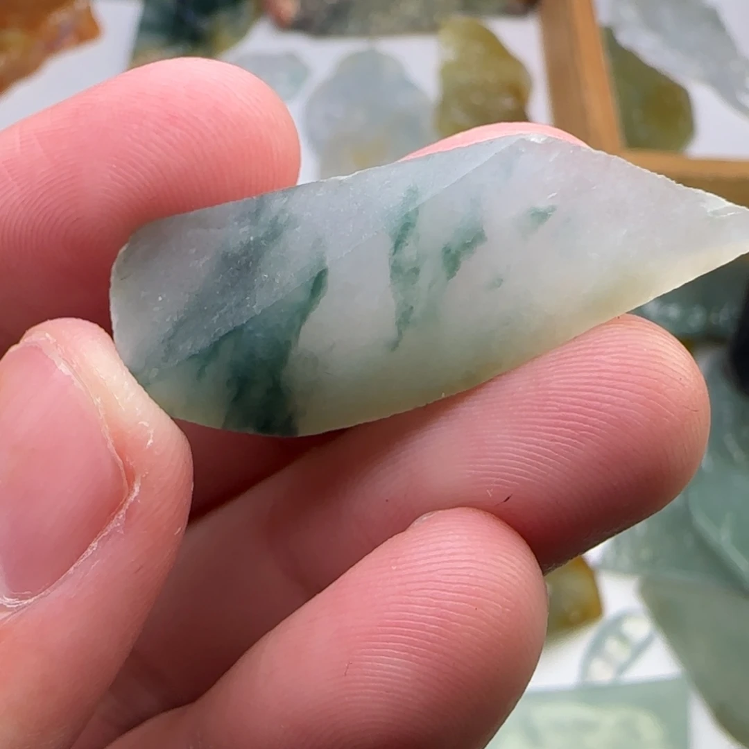 定制翡翠未镶嵌不包工