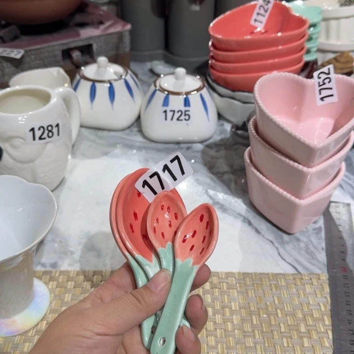 瓷片陶瓷瑕疵介意慎拍1717