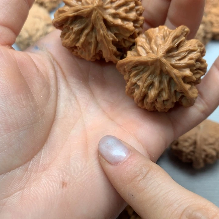 统***帅把件文玩核桃三棱