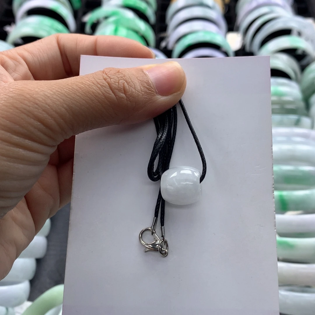 颈饰未镶嵌翡翠路路通