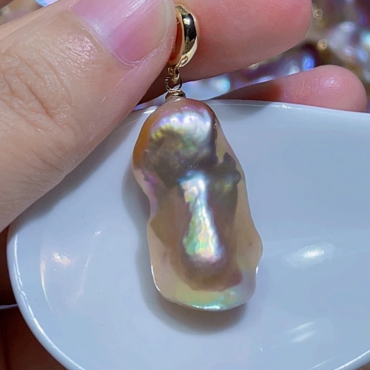 颈饰未镶嵌淡水珍珠