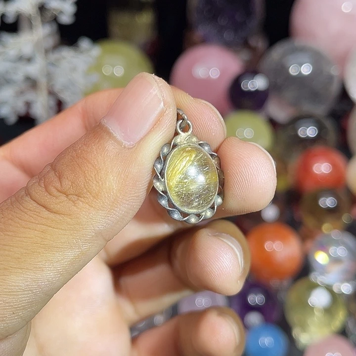 水晶珠宝半成品未镶嵌微瑕