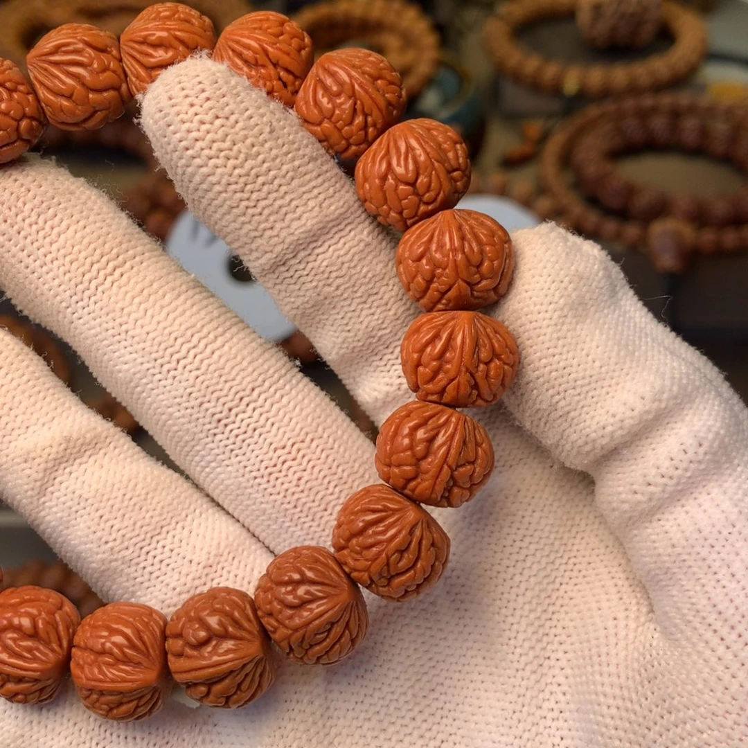 W***e手串桃核秦岭龙纹