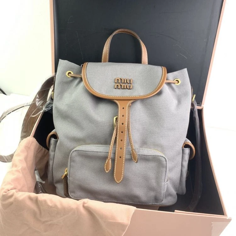 未使用/缪缪/双肩包/C10908884650/[251230SSS]