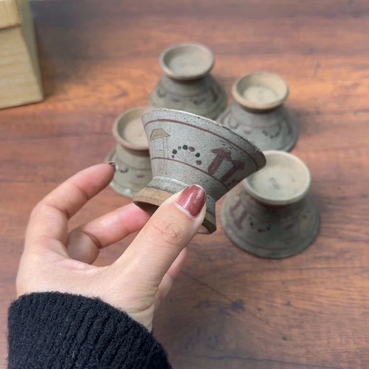 一个陶瓷物件哈哈哈哈