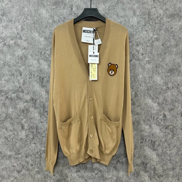 未使用 Moschino/莫斯奇诺 莫斯奇诺卡其色小熊开衫