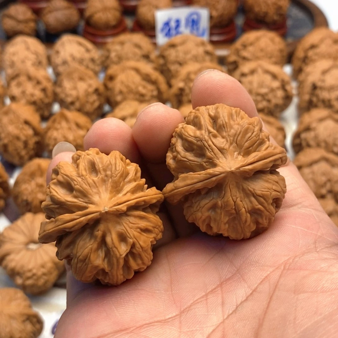 【闪购商品】文玩核桃把件40尺 全品平谷方块 44克 7